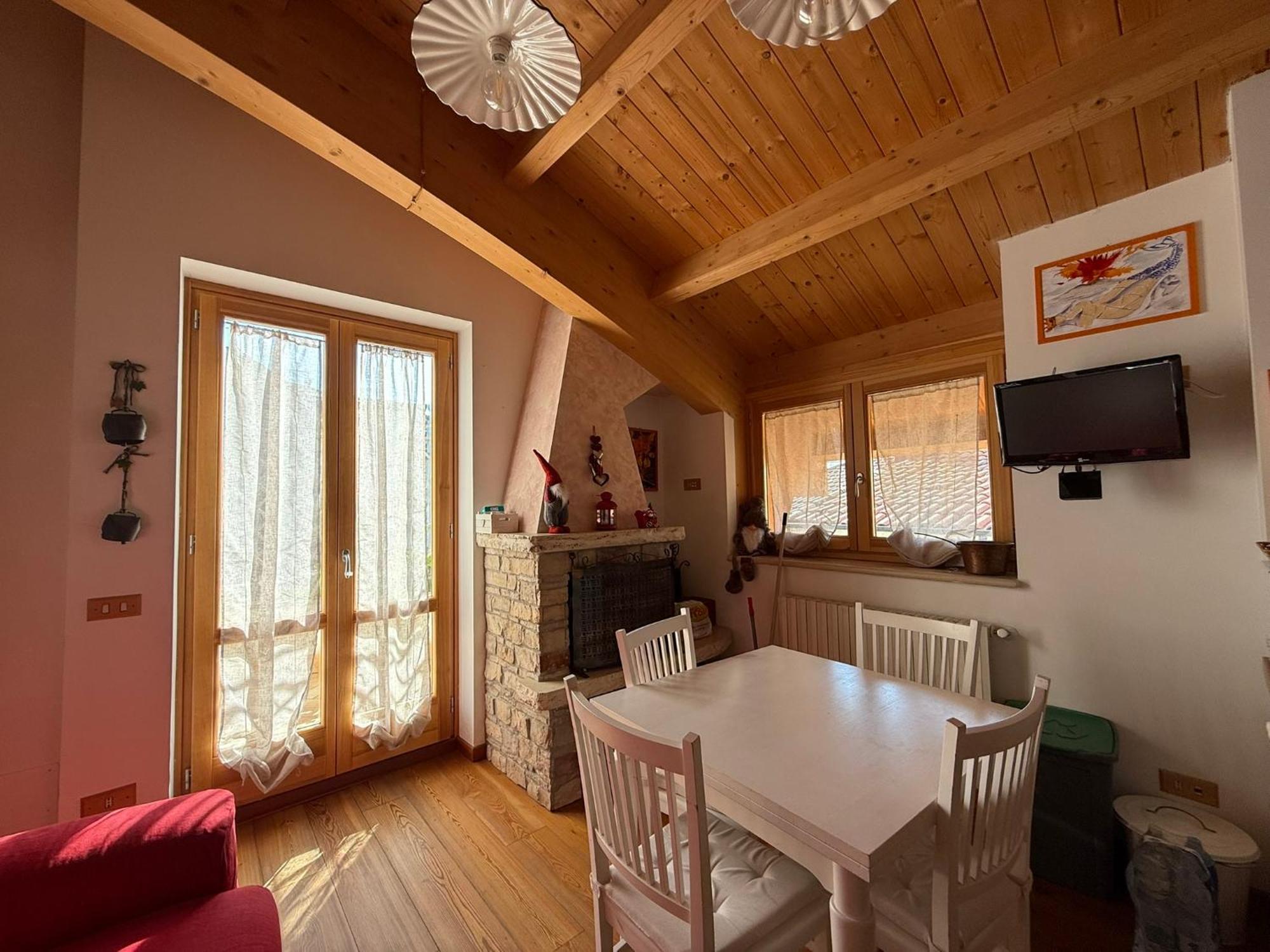 Nel Cuore Di Castel Di Sangro La Casa Di Cristina Luaran gambar