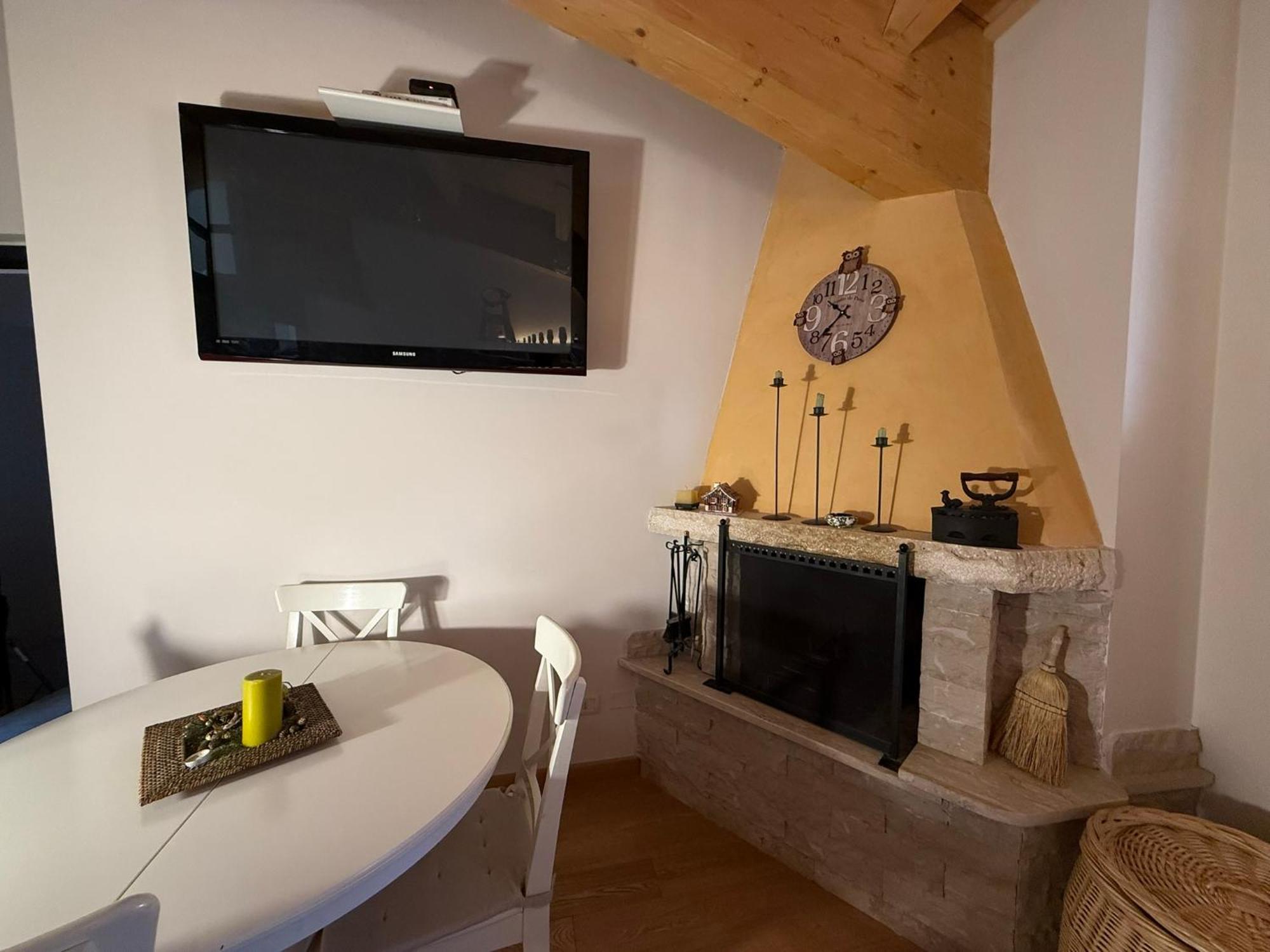 Nel Cuore Di Castel Di Sangro La Casa Di Cristina Luaran gambar